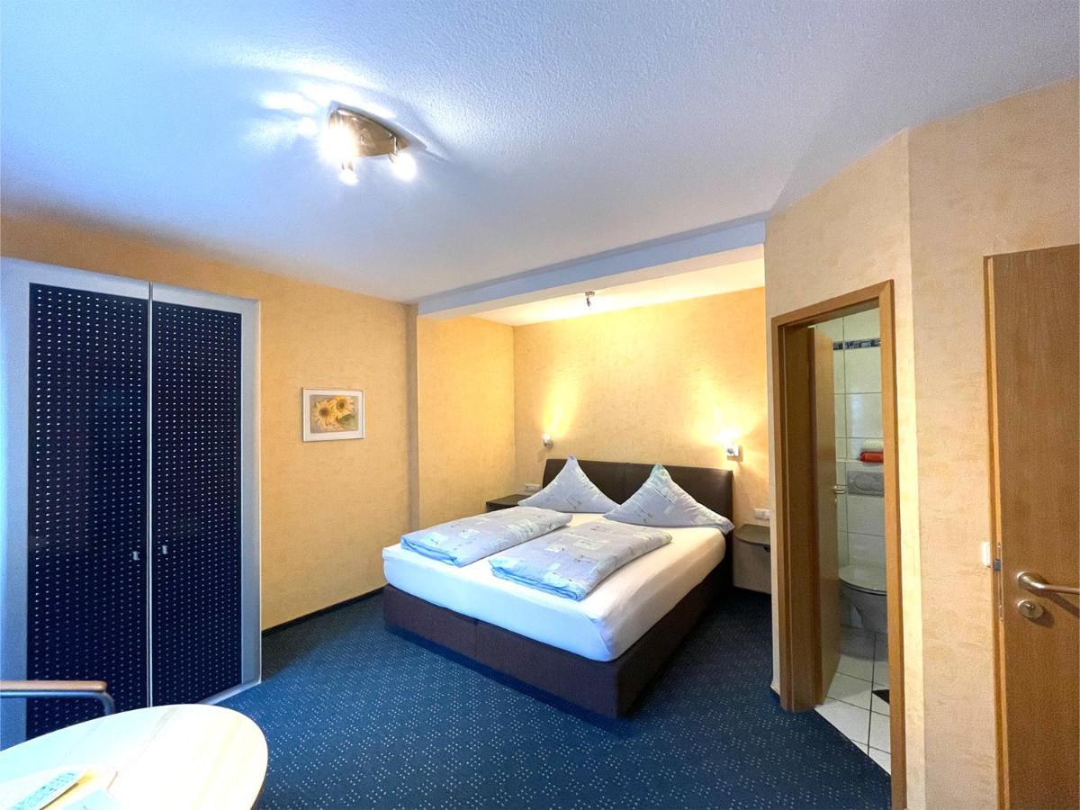 Zum Weingutsmuseum Hotel Cochem Ngoại thất bức ảnh