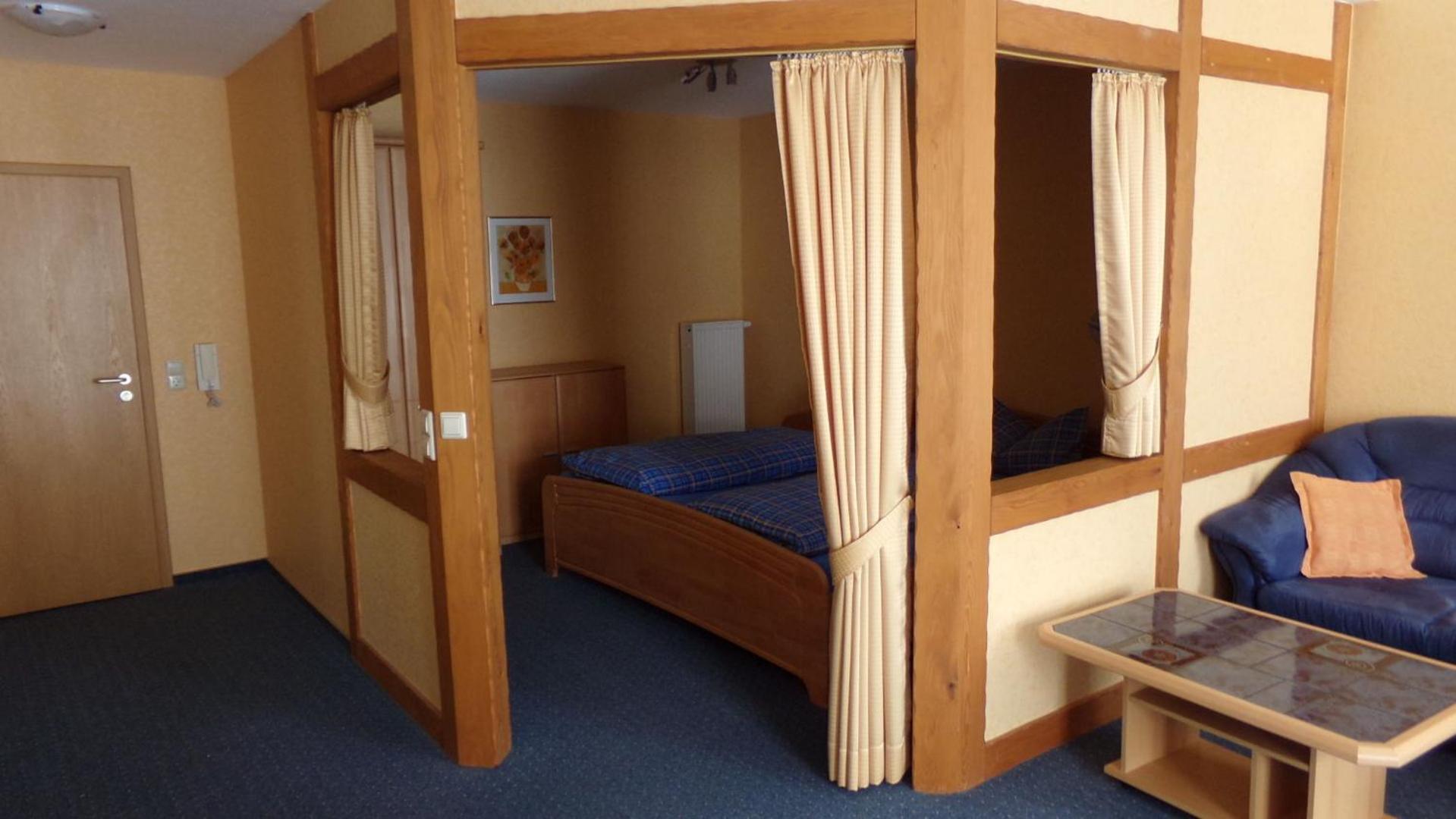 Zum Weingutsmuseum Hotel Cochem Ngoại thất bức ảnh